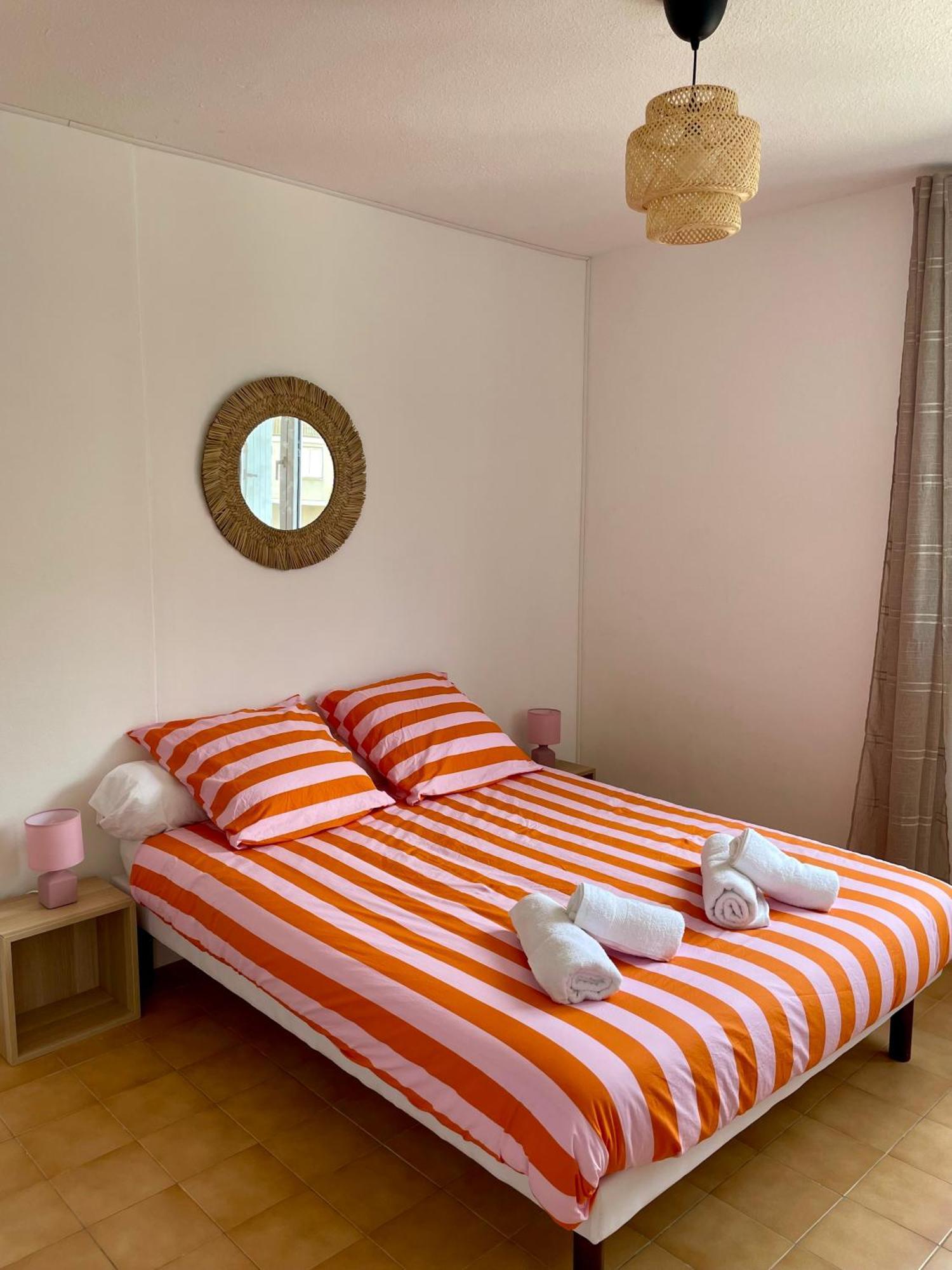 Ferienwohnung Superbe Duplex Refait A Neuf ! Hyères Exterior foto
